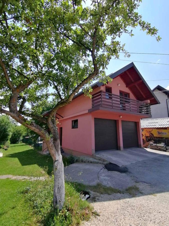 Sweet House Apartment Pale Bagian luar foto