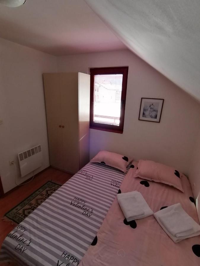 Sweet House Apartment Pale Bagian luar foto
